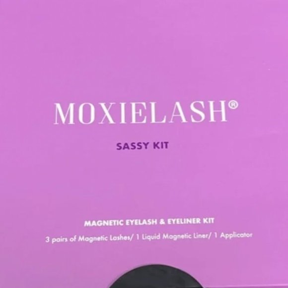 NEW MOXIELASH Sassy Kit Magnetic Lashes Silk & Min - Picture 1 of 3